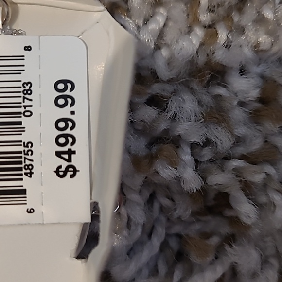 Diamond Elephant Pendant with 10K White Gold - Picture 3 of 6